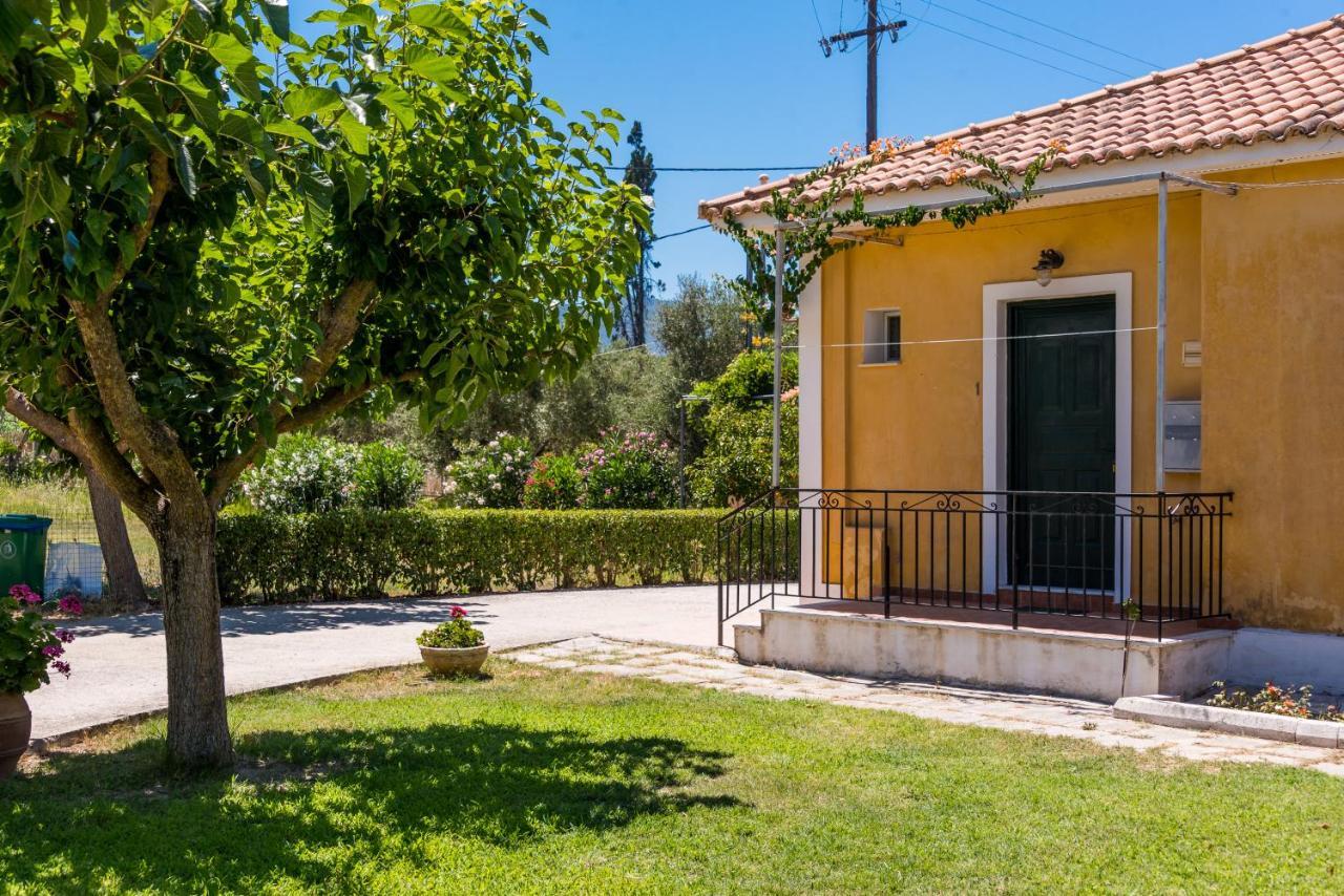 Nemorosa Holiday Houses Méson Yerakaríon エクステリア 写真