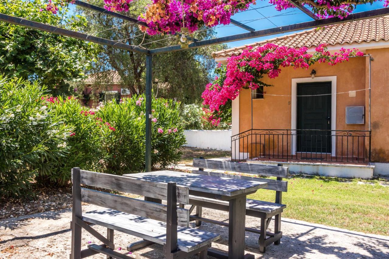 Nemorosa Holiday Houses Méson Yerakaríon エクステリア 写真